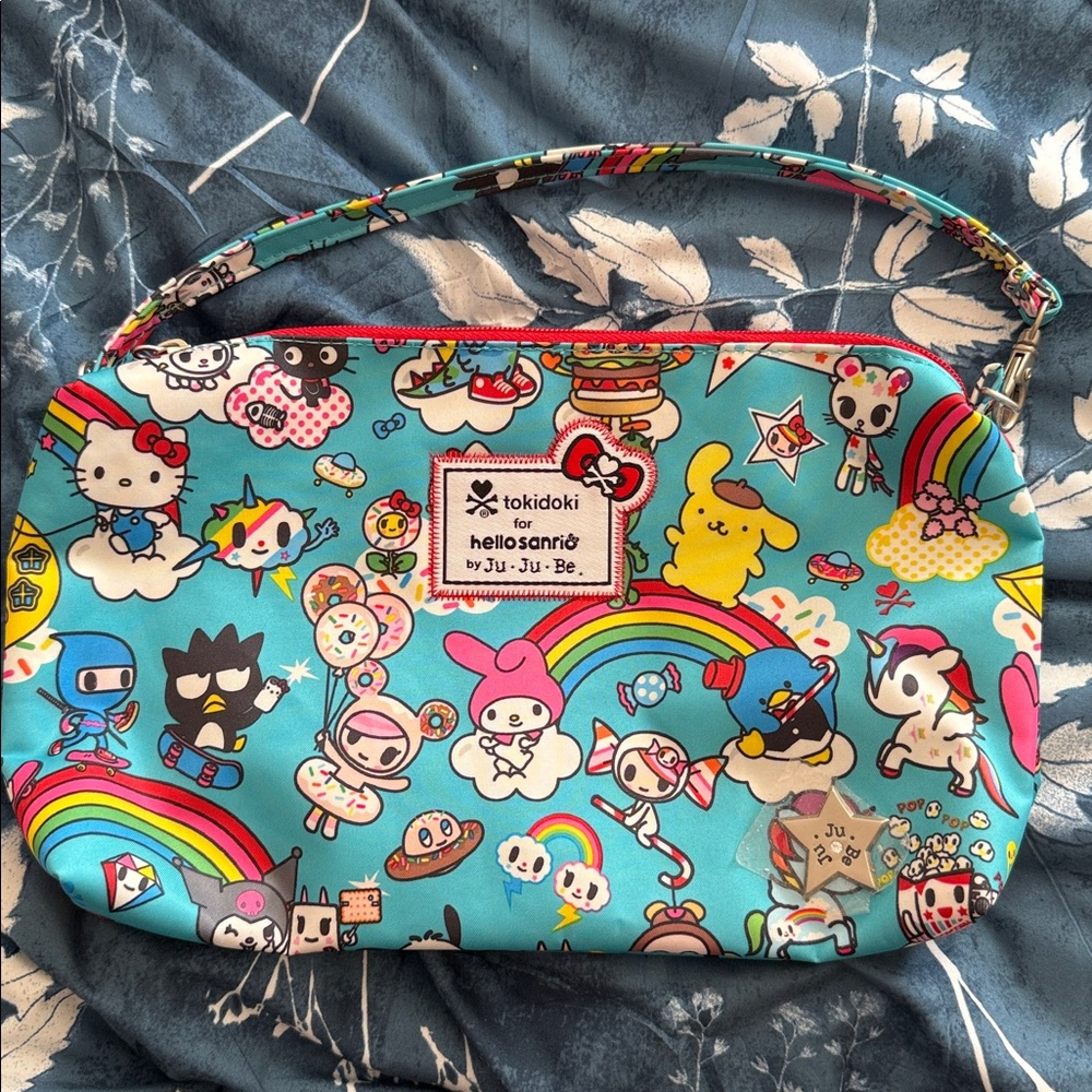 🌈 Jujube x Tokidoki x Hello Kitty x Sanrio Rainbow Dreams Clutch Wristlet